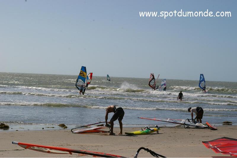 Windsurf KitesurfJericoacoaraBrésil Windsurf KitesurfJericoacoaraBrésil