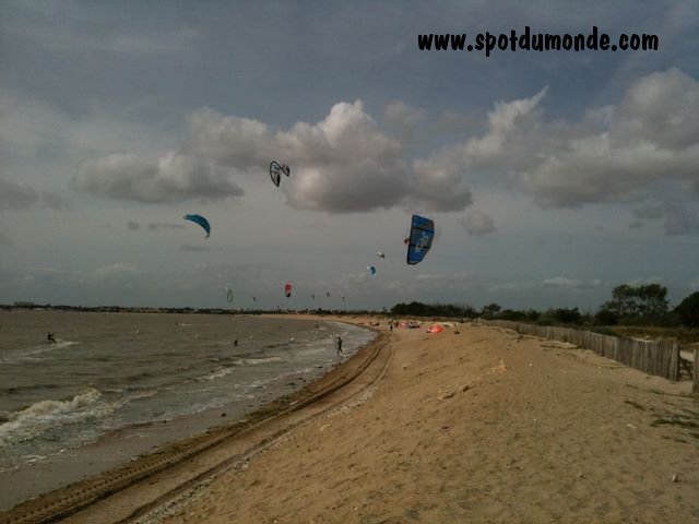 Windsurf Kitesurf La Rochelle France