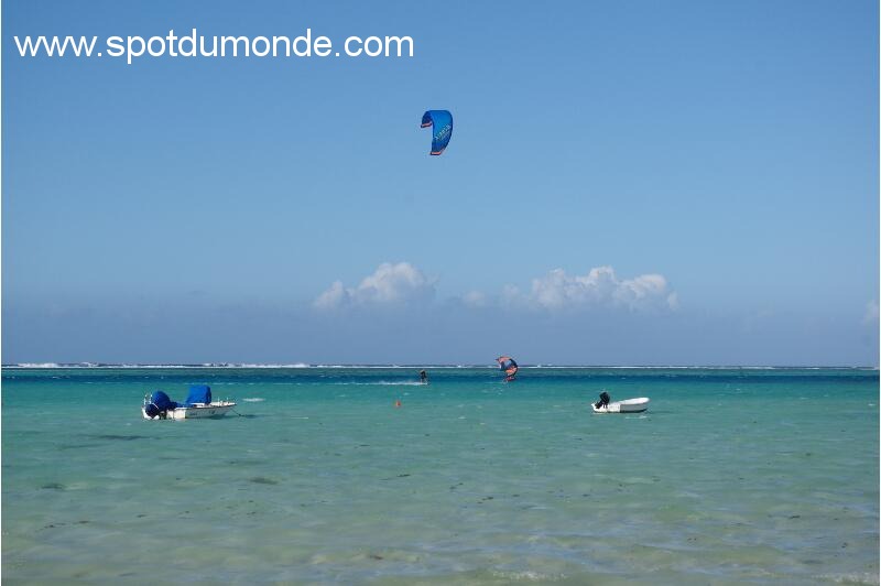 Windsurf KitesurfBora BoraPolynésie Francaise Windsurf KitesurfBora BoraPolynésie Francaise